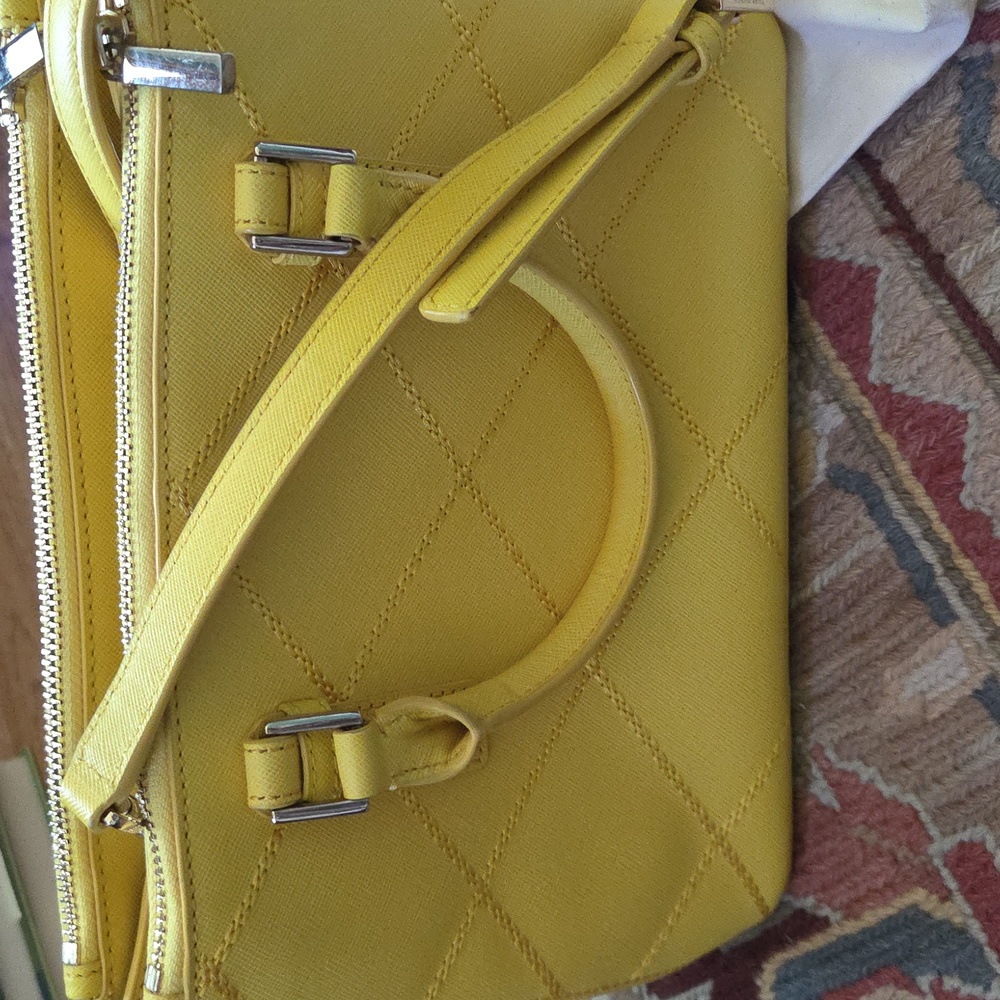 NWT Tory Burch Quilted Mini Robinson Yellow Handbag - Picture 6 of 6